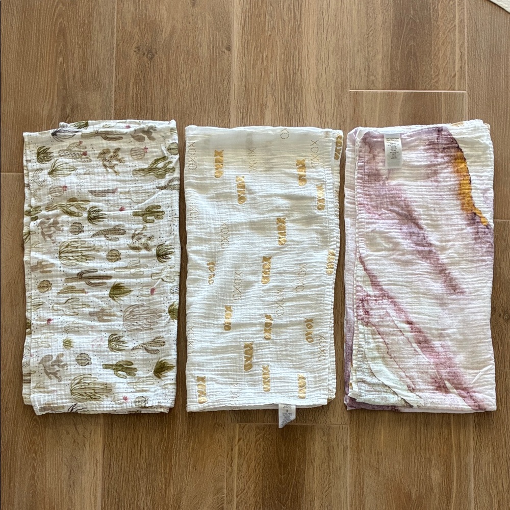 Pottery Barn Kids Organic Cotton Swaddle Blanket Set - Watercolor (3)
